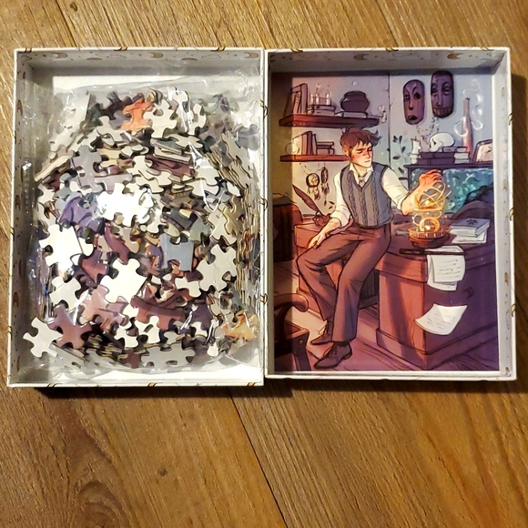 Owlcrate Exclusive 300pc Puzzle - Picture 3 of 3